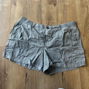 PLUS SIZE CARGO SHORTS✨